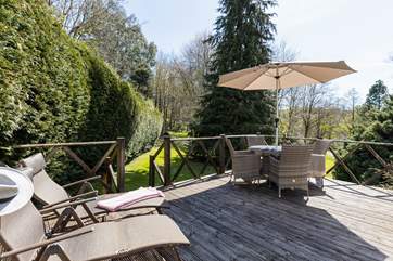 Relax and listen to the birds from the lovely decked area.