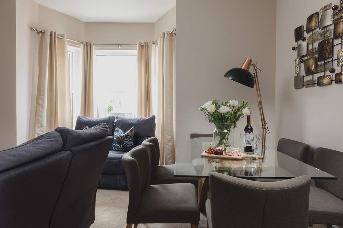 Enjoy a family meal in the sitting-dining-room.