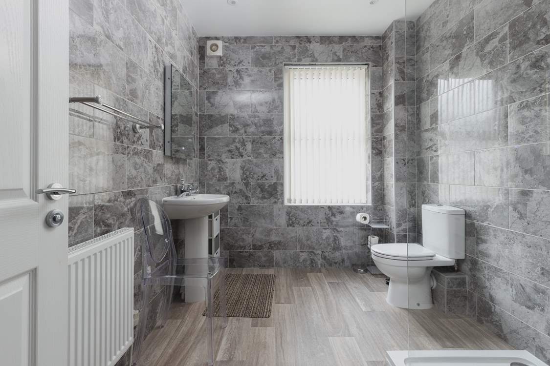 The family shower-room on the first floor.