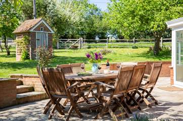 Catch the evening sun in the garden.
