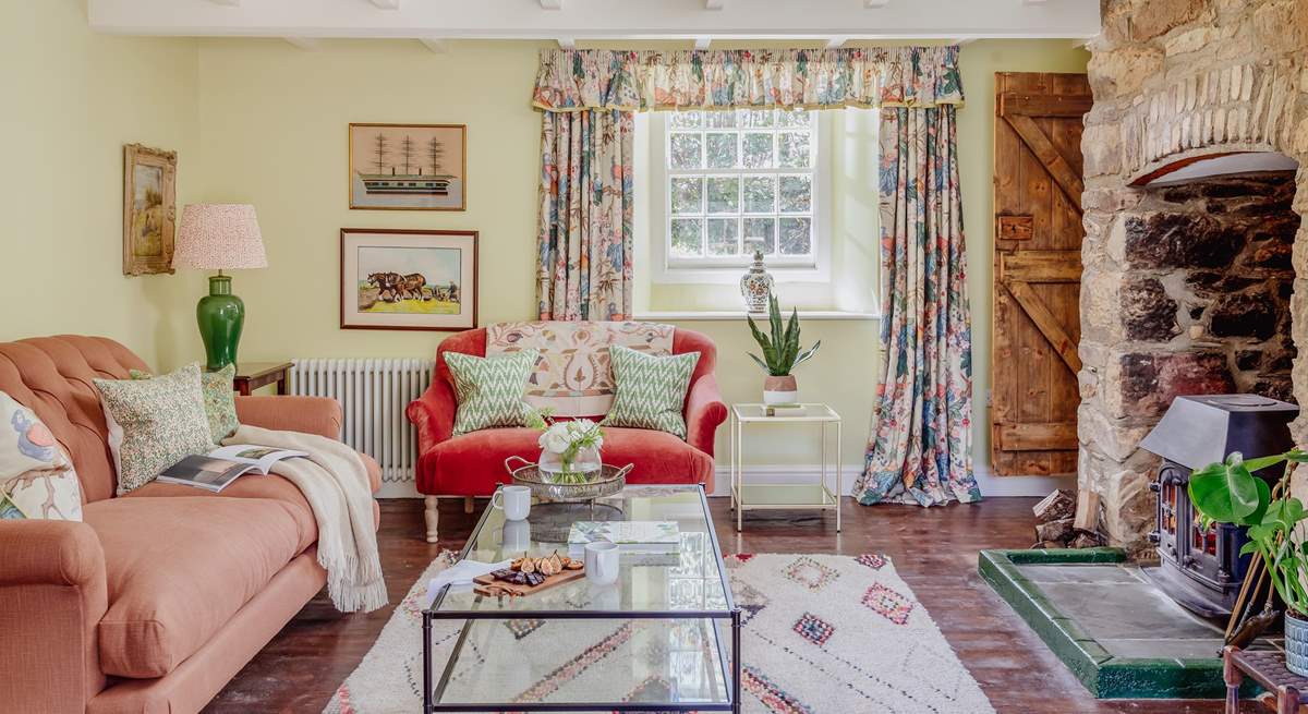 The gorgeous sitting-room with lovely homely touches. 