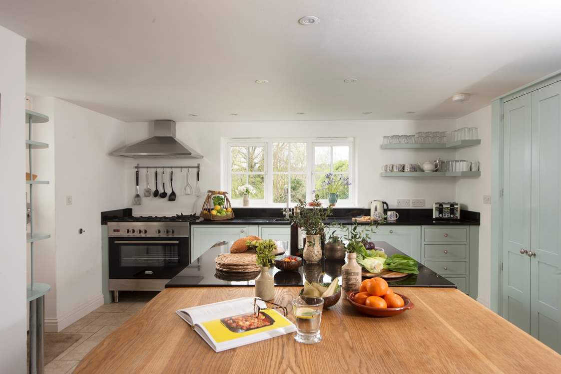 The kitchen is a fabulous room, you will all be begging to be the holiday cook.
