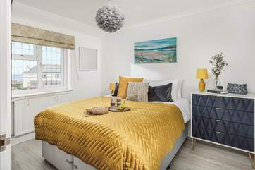 The bed in this second room can be either a king-size or small twins, you choose!