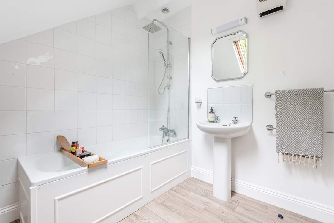 A relaxing bath after a busy day of adventures, perfect!