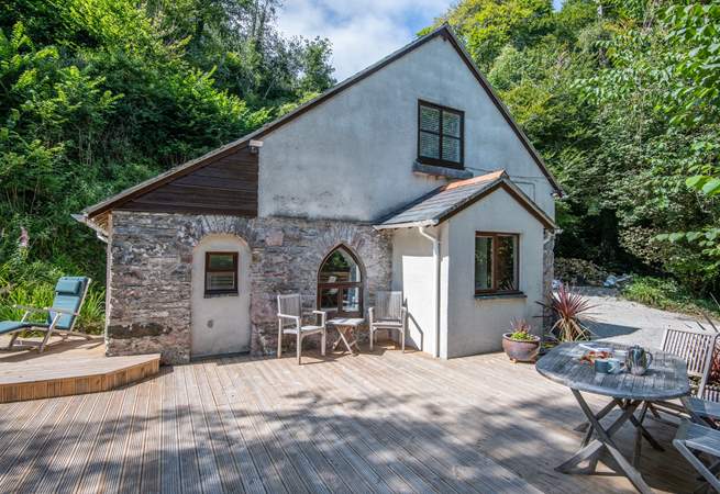Western Torrs Cottage is a holiday dream come true.