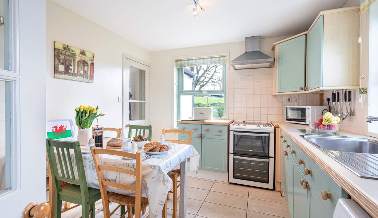 Enjoy a sunny breakfast before a day exploring the glorious Pembrokeshire coastline. 