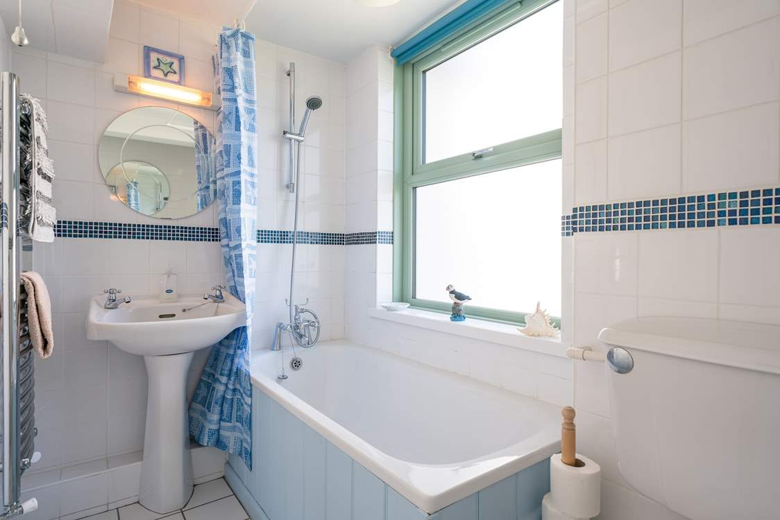 Heavenly bath after a beach day. 
(Located on the ground floor)