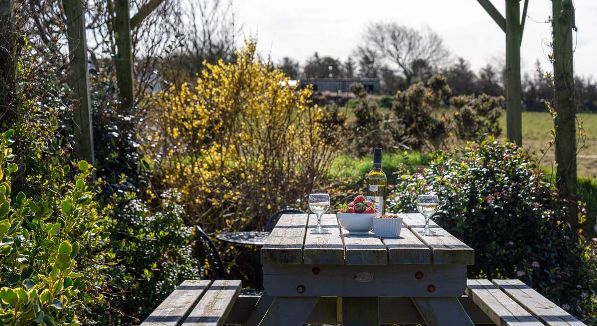 Listen to the sweet melody of  birdsong from under the pergola, marvelling at the spellbinding sea views.