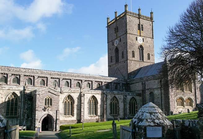 Do visit the magnificent St. David's cathedral. 