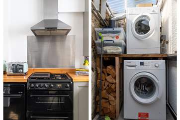 The courtyard area is covered and this is where the washing machine and tumble-drier can be found. This is also where the gas bottles are stored.