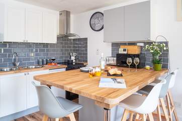 Time to relax, a warm welcome awaits at Foxglove Cottage in north Devon.