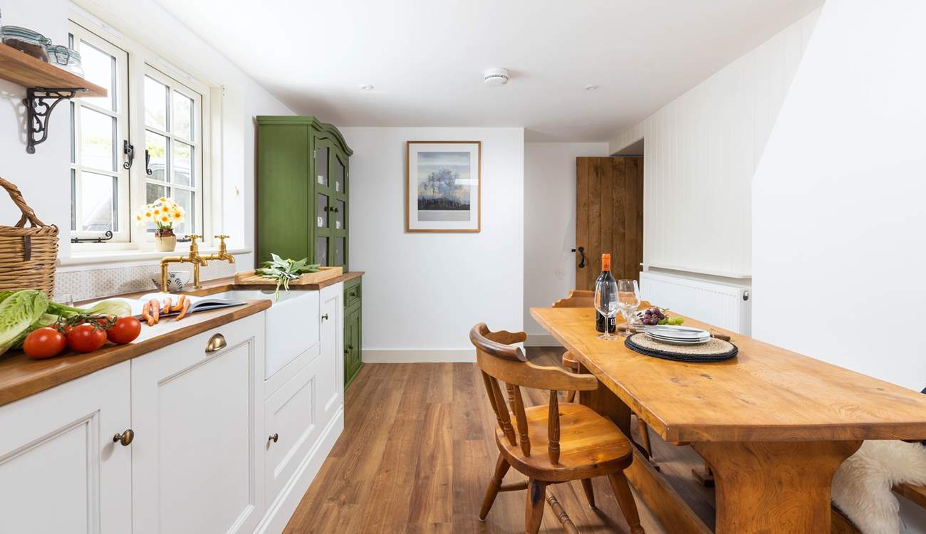 Another view of this gorgeous room.