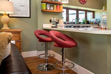 When you want to grab a quick snack, pull up a pew at the breakfast-bar.
