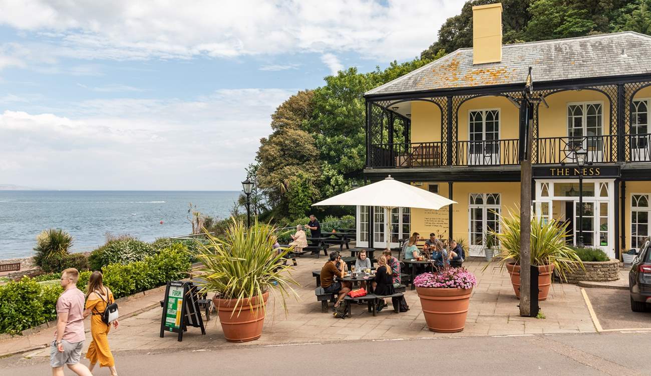There's plenty of things to see and do in Shaldon. The Ness is one of your fabulous locals. Great for food and drink with a fabulous Devon welcome on standby.
