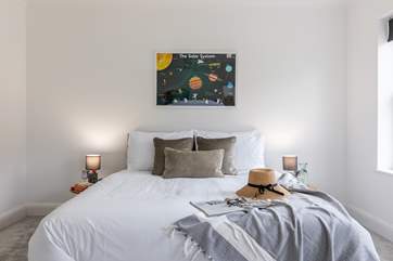 Relax and unwind (Bedroom 3).