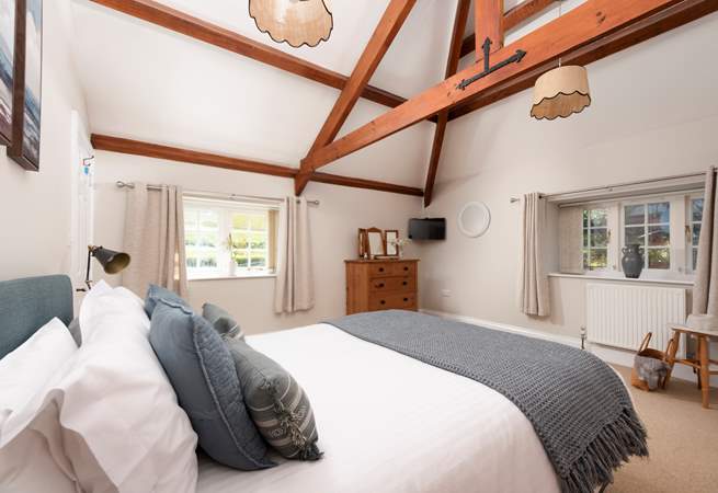 Another wonderfully spacious room. 