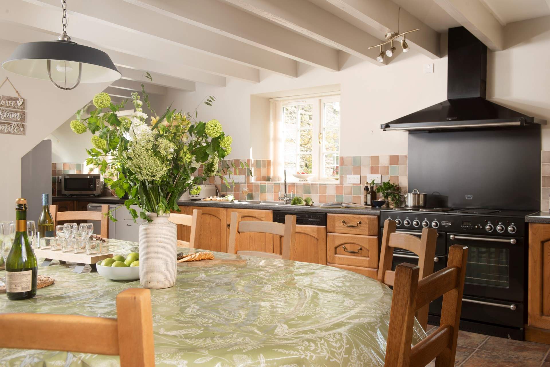 With so much space , everyone can help to prepare holiday meals together.