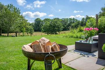 Sit around the fire-pit whilst you listen to birdsong.