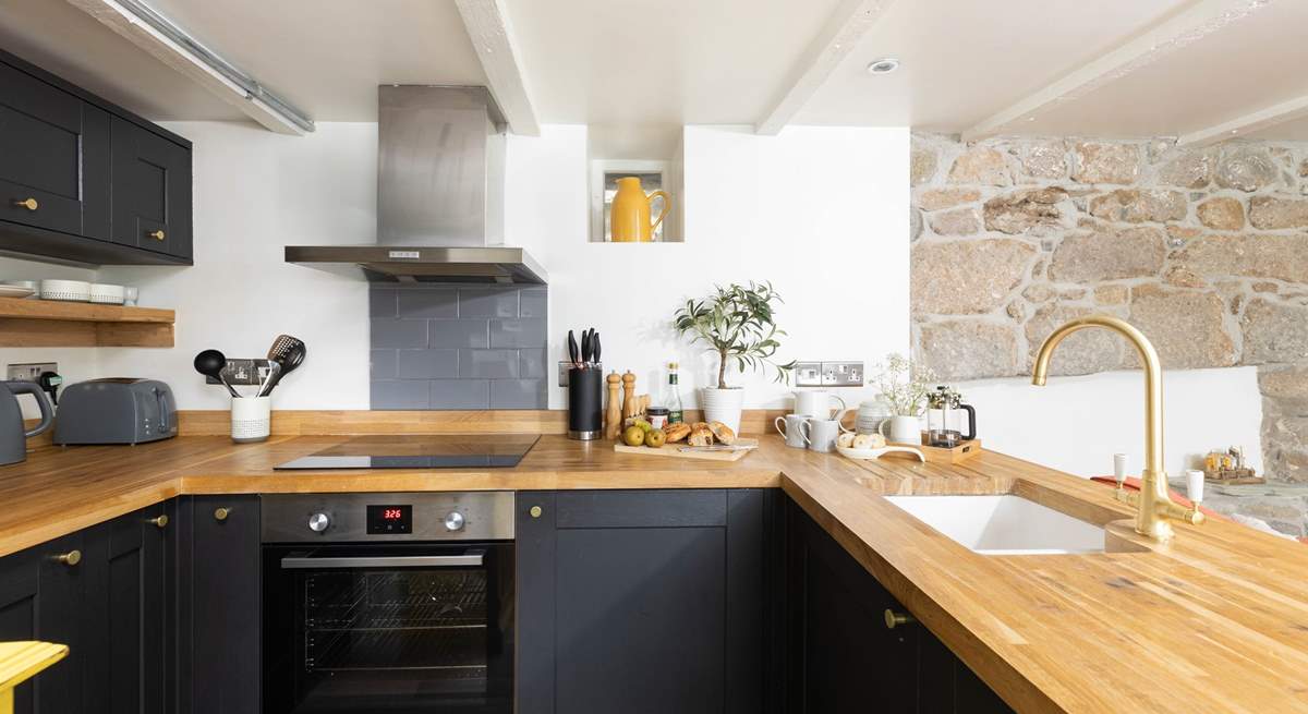 What a fabulous kitchen with all the equipment needed to cook up a feast.