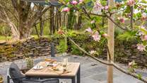 With such a setting you are sure to dine 'out' as much as you can.