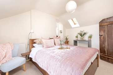 The gorgeous bedroom, so pretty in pink.