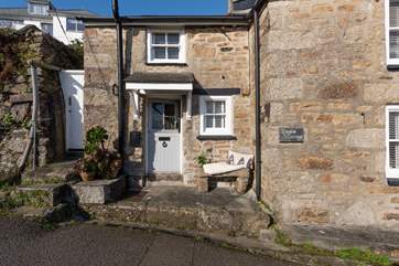Welcome to Thimble Cottage.