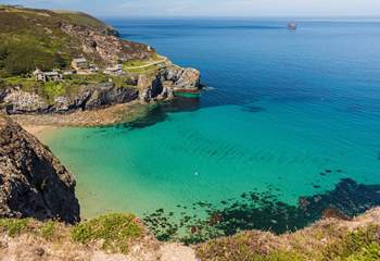 The tropical colours of Trevaunance Cove.