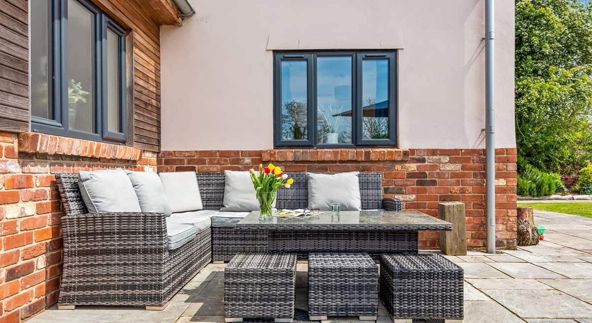 Walnut Barn has outdoor seating both front and back so you can change your garden view and sit in the sun all day long.