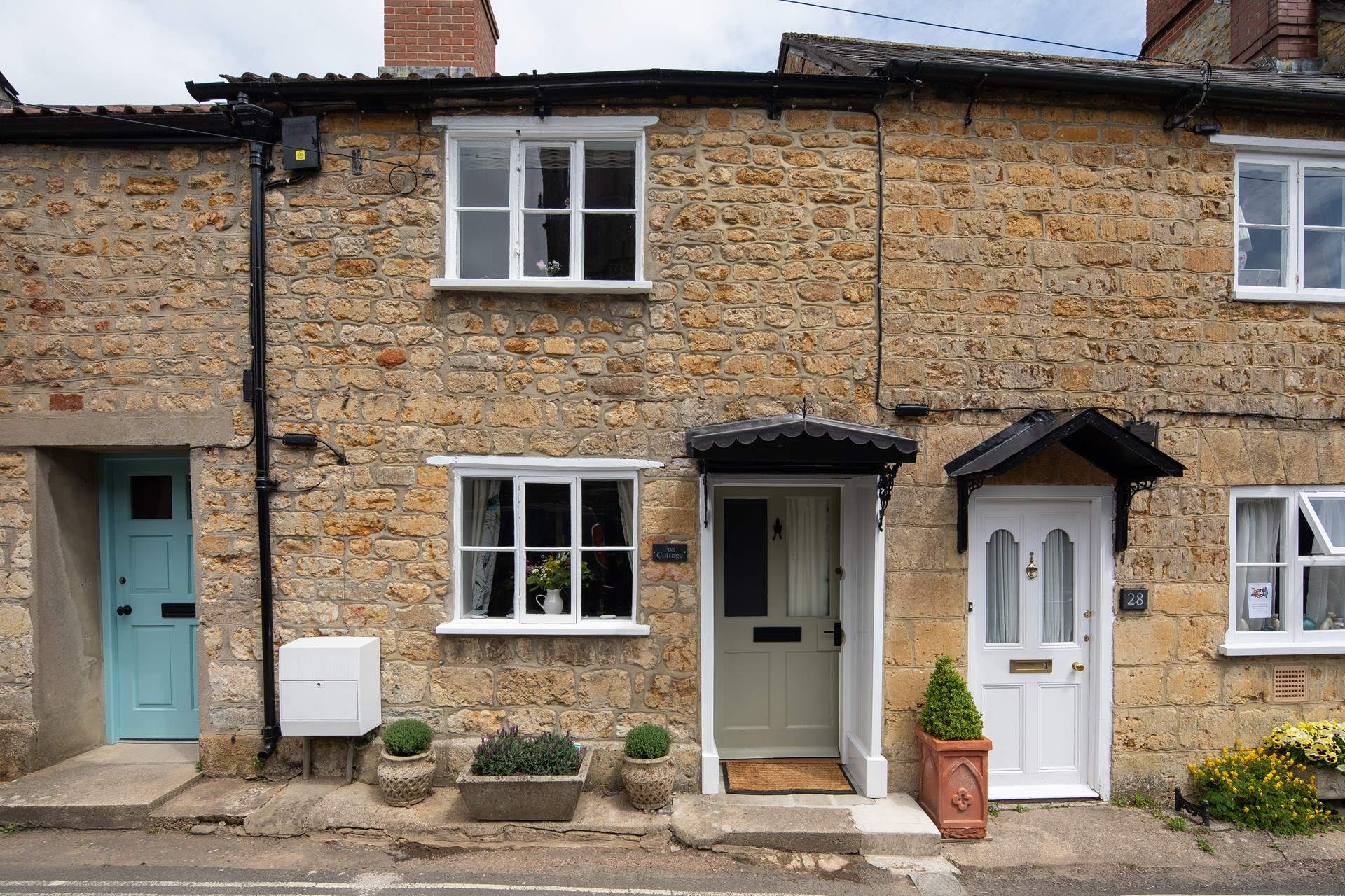 Welcome to Fox Cottage, a delightful bolt-hole in historic Beaminster.