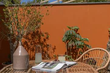 The terraced area at the front of the house is another great spot for relaxing.