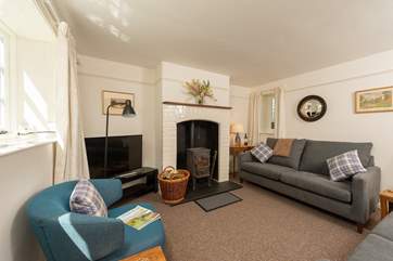 Kick back and relax in the sitting-room.