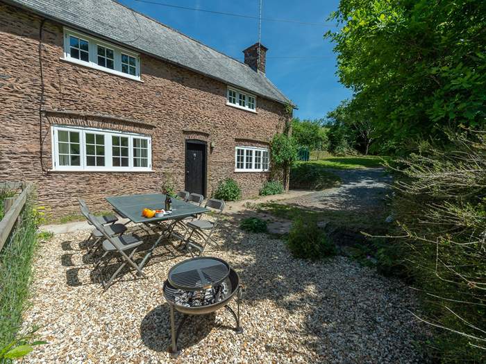 Frogwell Cottage, Sleeps 5 in Dulverton