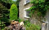 Summer welcomes you to the terraced garden. - Thumbnail Image