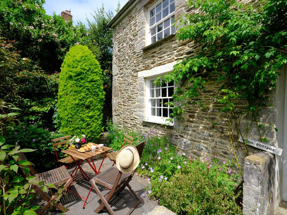 Summer welcomes you to the terraced garden.