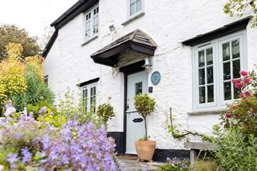 With many original features, Chou Cottage is pretty as a picture.
