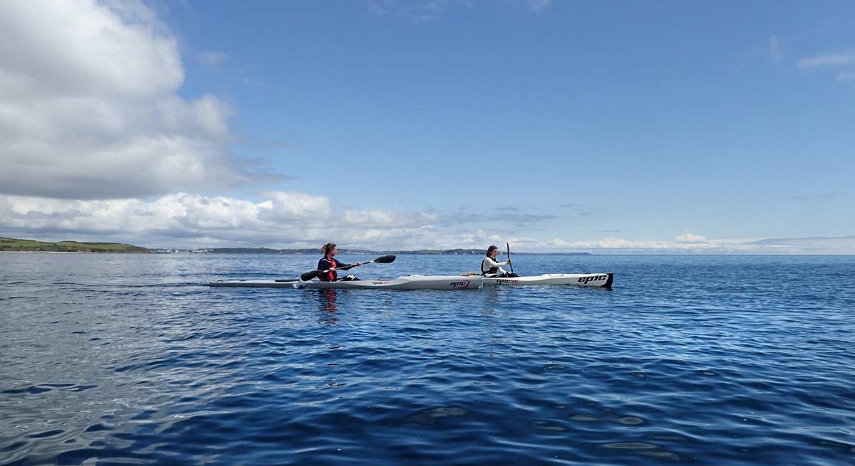 Don't forget your kayaks to explore these beautiful waters. 