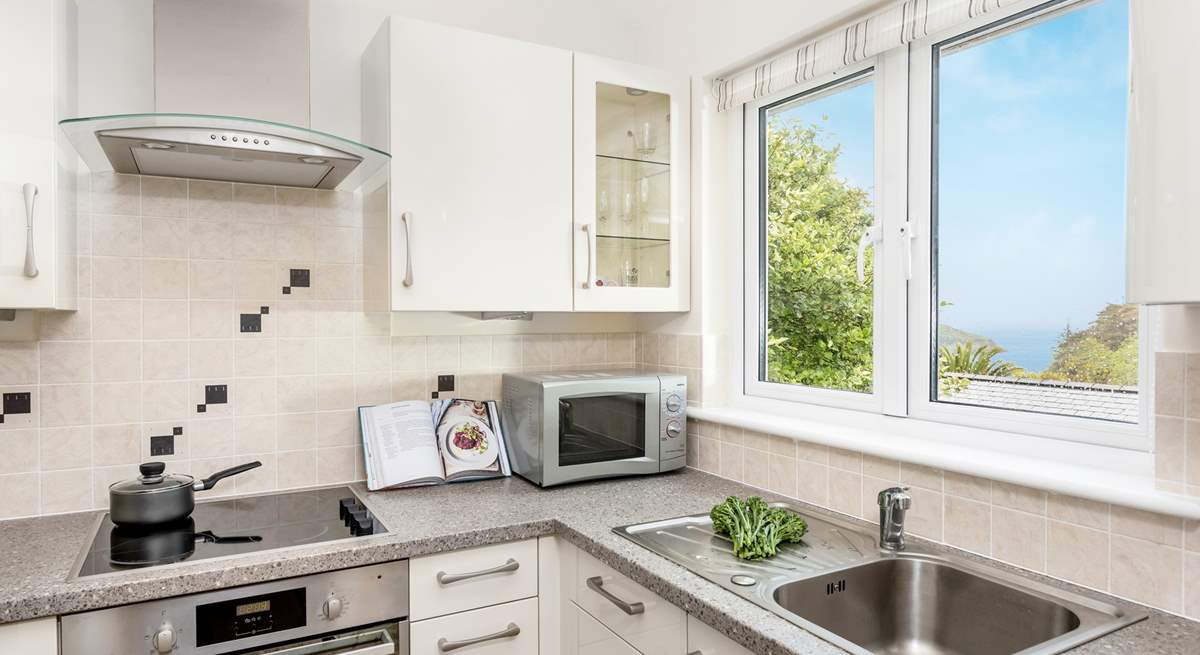 The kitchenette in the annexe is perfect for breakfast or a light supper. 