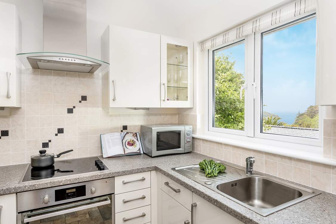 The kitchenette in the annexe is perfect for breakfast or a light supper.