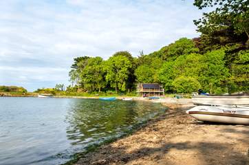 Wander along to Gillian Cove which is ever so pretty.
