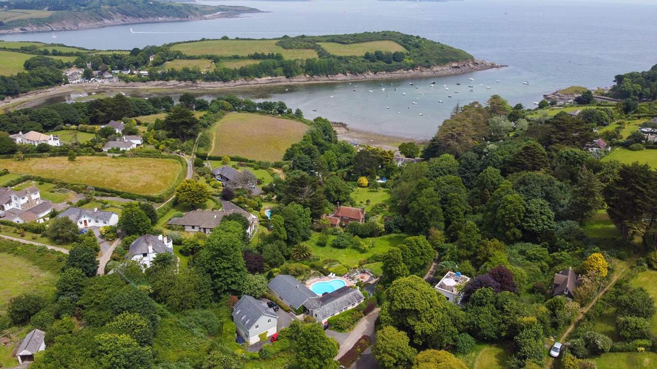 Set in the most wonderful location on the tranquil Cornish coast.