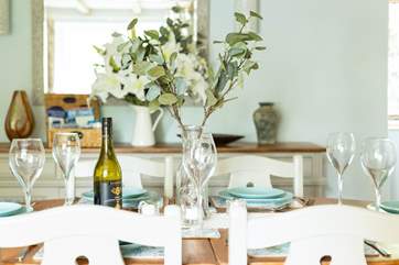 Perfect for sociable suppers.