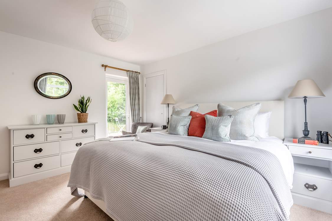 Bedroom 3 has a 'zip and link' super-king or twin beds plus a little balcony over the garden towards the back of the house.