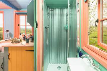The handy shower.