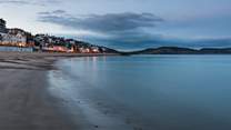 Beautiful Lyme Regis is close by! 