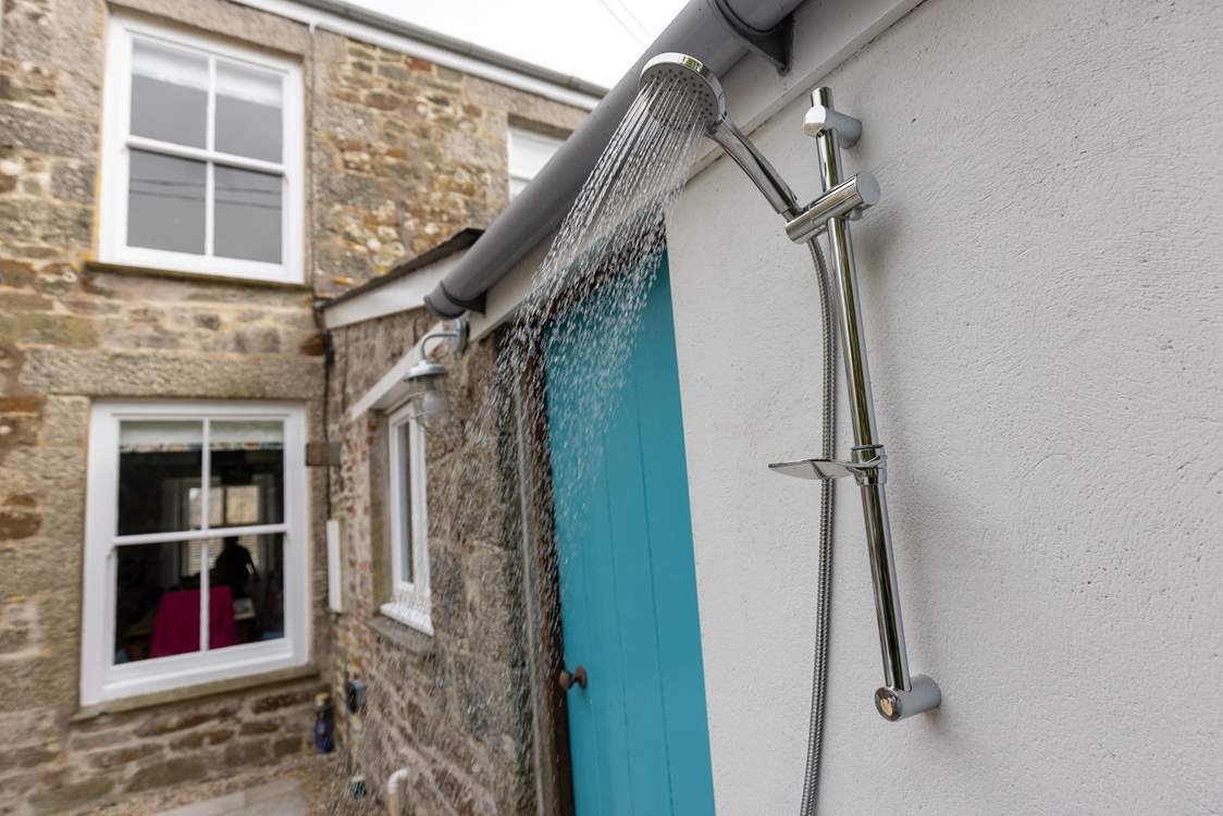 This external shower is lovely and with warm water too.