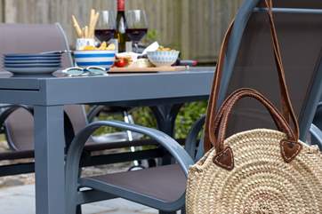 The whole family will love the outside space here.