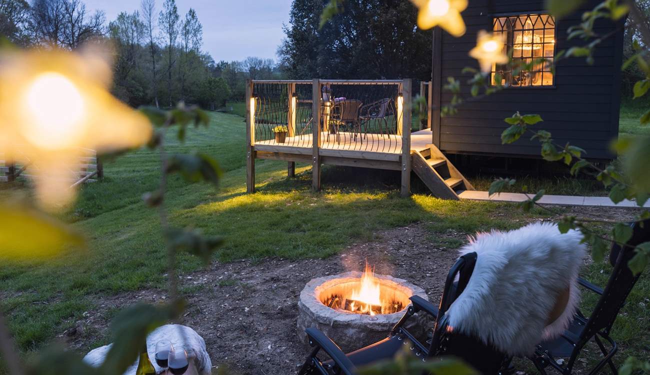Cosy evenings around the fire pit are promised. 