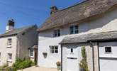 Welcome to Holly Cottage, a gorgeous Grade II Listed cottage. - Thumbnail Image