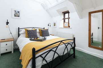 A room to enjoy with views to enjoy.
