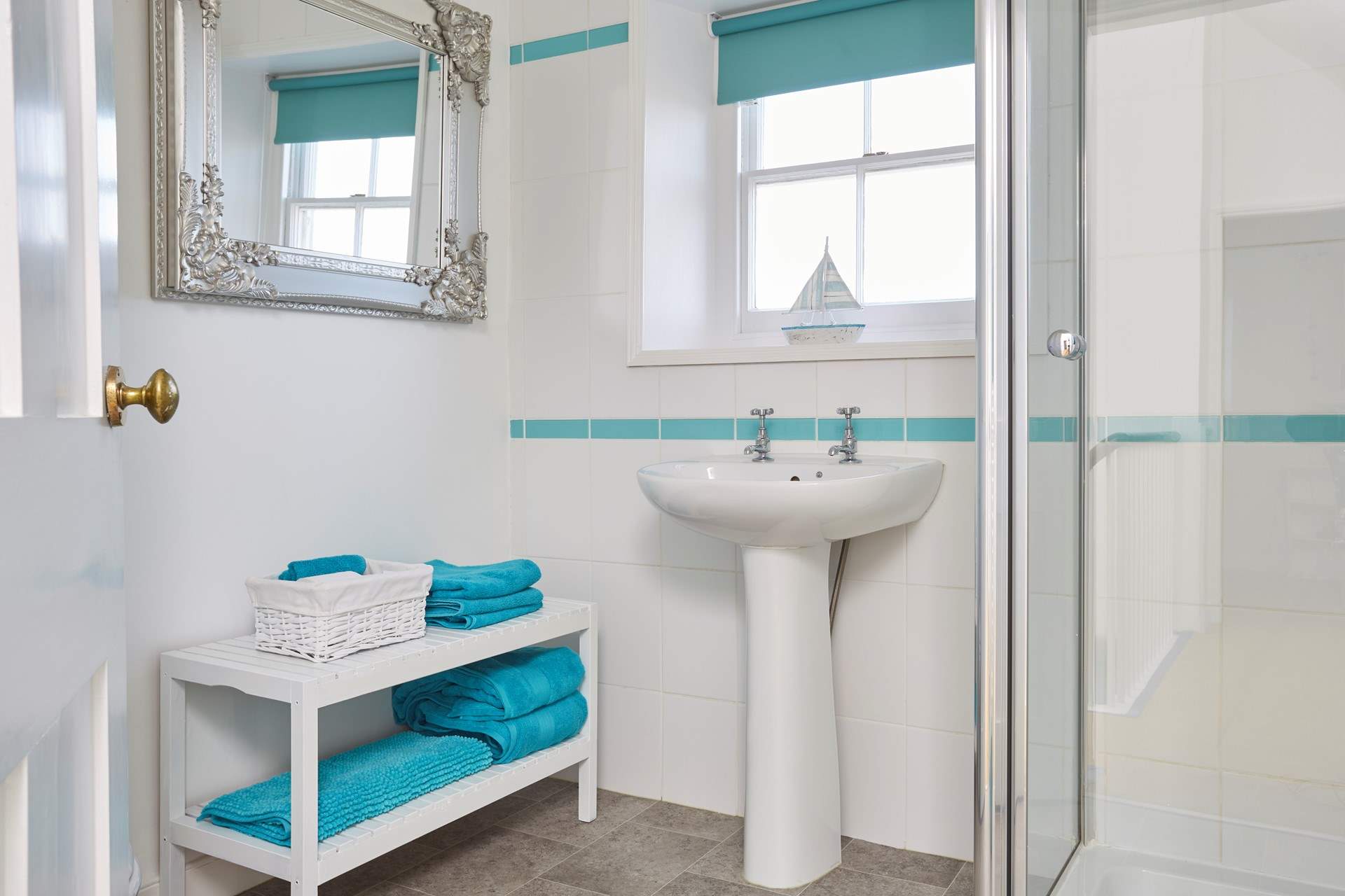 The family shower-room located on the second floor.